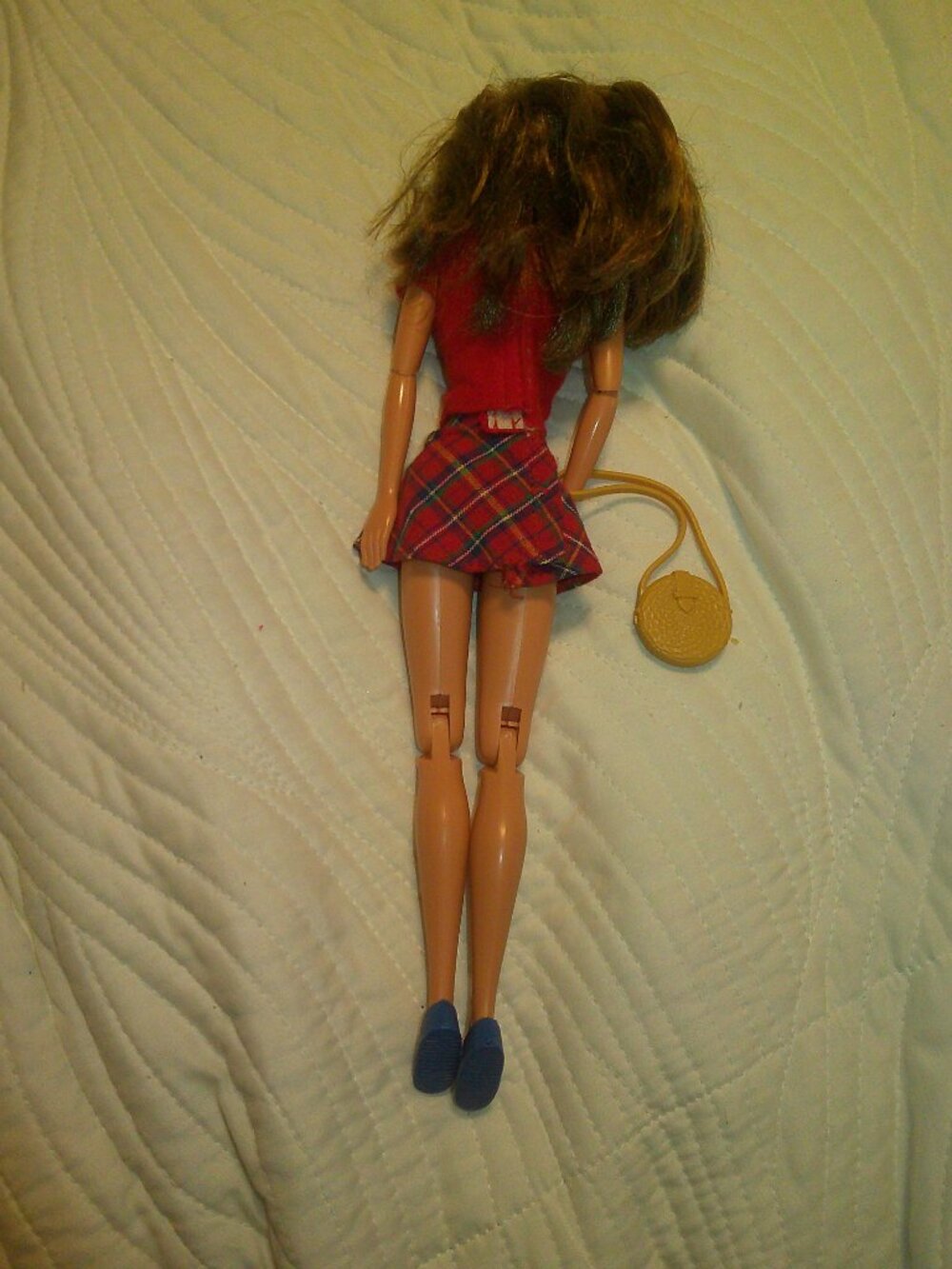Barbie in School Gir Outfit, 1990's Brunette Hair Barbie - Picture 5 of 5